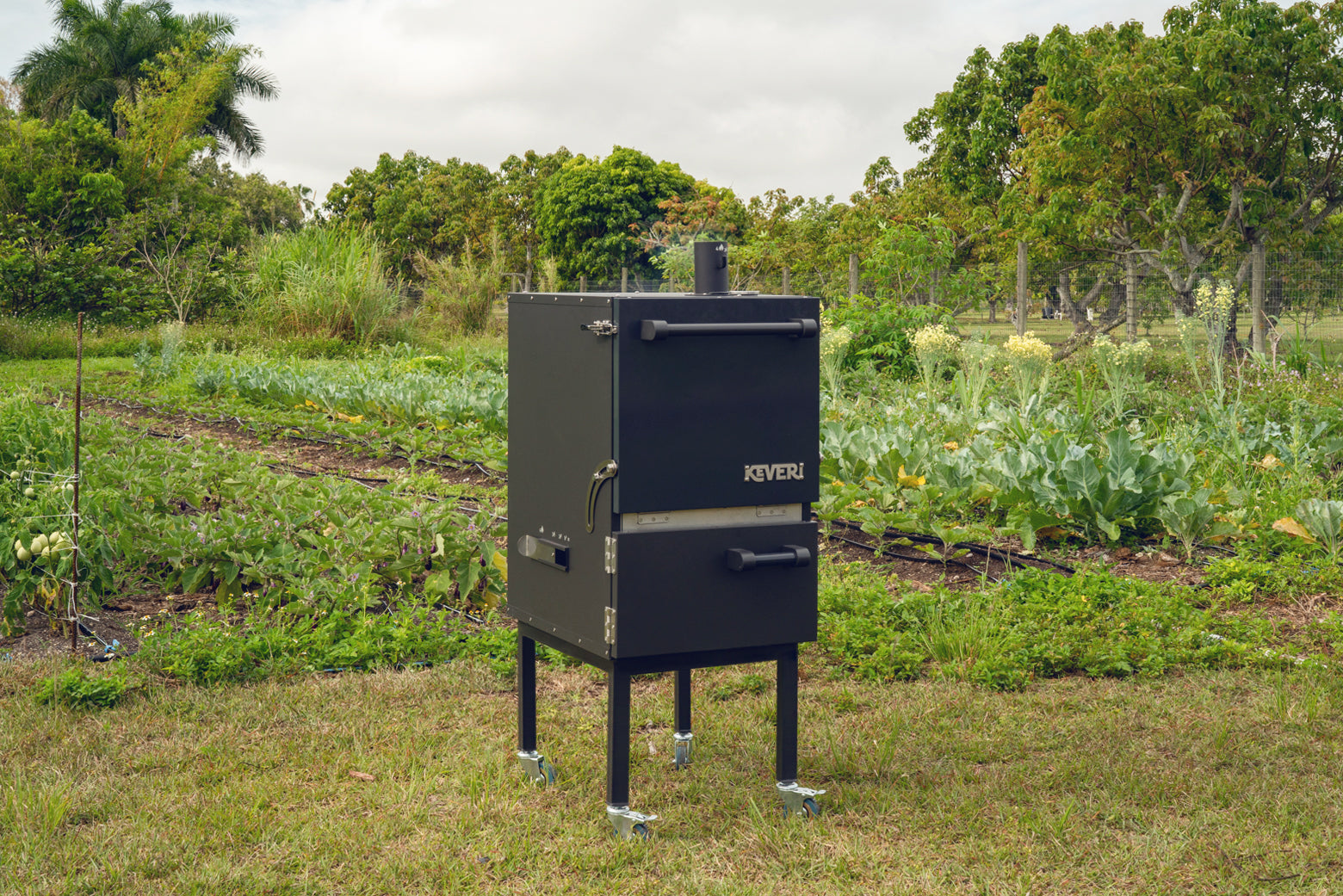 Cargar video: Video Keveri H1 Modos de Uso. Parrilla Ahumados Horno a Brasa